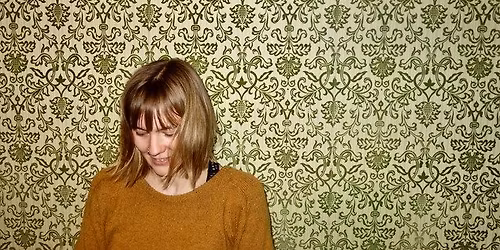 \u00de\u00d3RD\u00cdS \u00cdVARSD\u00d3TTIR (IS) \u2014 intim og n\u00e6rv\u00e6rende caf\u00e9koncert (fri entr\u00e9) p\u00e5 Nordatlantens Brygge