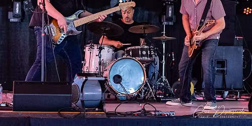 New Berlin Ale House: Vagabond Ski Club -Dirty Boogie