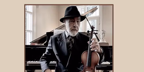 Mazhar Alanson in Antalya