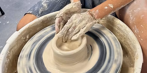 SPIN it once - Pottery Wheel 