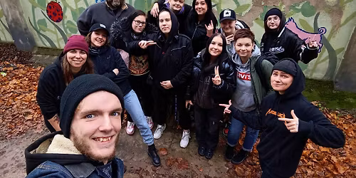 Premiera teledysku "\u0141atwe \u017cycie"