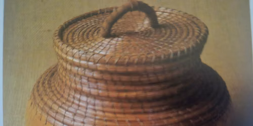 Pine Needle Trimmed Gourd Bowl w\/Lid Class #5