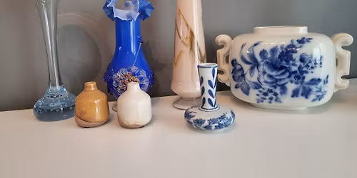 Loppmarknad -kom och fynda eller s\u00e4lj sj\u00e4lv!