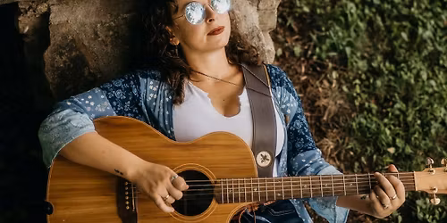 Kitty Steadman at The Hangout