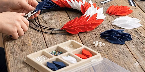 Patriotic Wreath Class