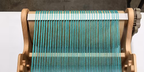 RIGID HEDDLE SIMPLE PLAIN WEAVE SCARF CLASS HOSTED BY MISFIT GIFT SHOPPE LONGVIEW, WA