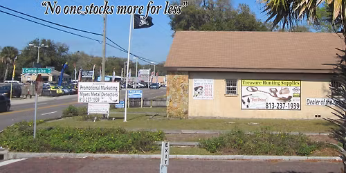 Minelab Days in the shop with Debbie Smikoski of Minelab Americas