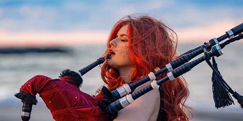 Ally the Piper