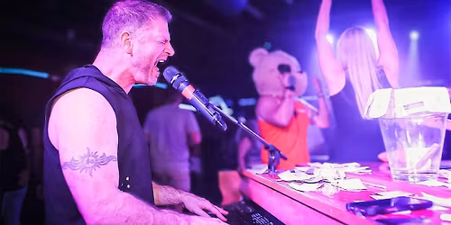 PLUS Dueling Piano Road Show at Smash Masters