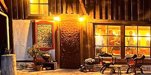 Taverne "Die Wandereule feiert ......"