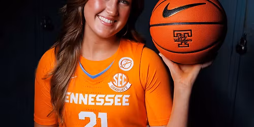 Parking Tennessee Lady Volunteers at Oklahoma Sooners Womens Basketball