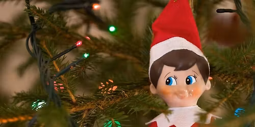 Downtown Wisconsin Dells - Elf on the Shelf Scavenger Hunt