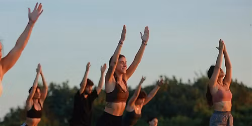 Evento Supernova yoga al tramonto a Roma