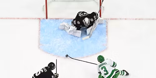 Parking Omaha Mavericks at North Dakota Fighting Hawks Mens Hockey