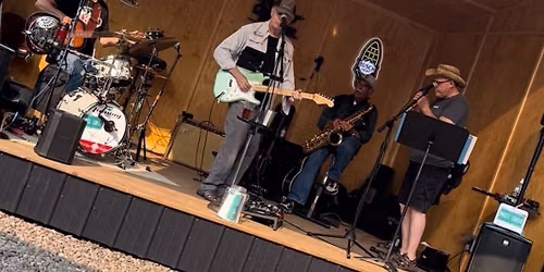 Live MUSIC with The Moss Creek Band