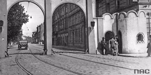 Getto krakowskie \u2013 autorskie oprowadzanie tras\u0105 pami\u0119ci