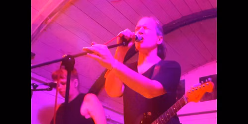 Rosa Beton  (Wavepunk, Ostberlin)