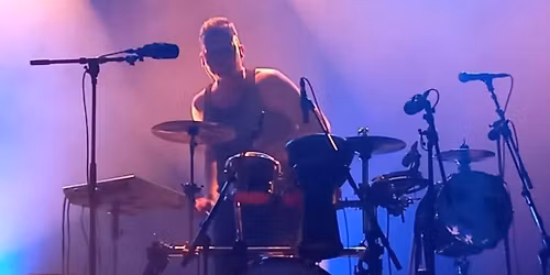 TCHIK TCHIK CYRILIK  (LIVE) AU BASSIN DE CHAMPAGNEY 