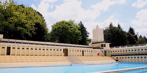 \ud83c\udfca Bruay Art d\u00e9co : la piscine