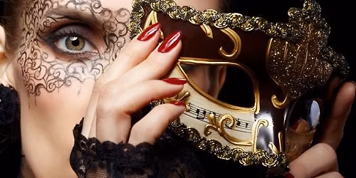 Soir\u00e9e Priv\u00e9e - Bas Les Masques