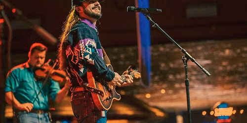 Ian Munsick at Brick Breeden Fieldhouse