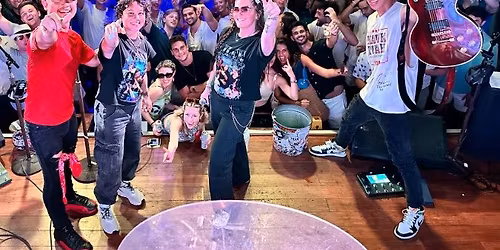 FLO-RAW at Sloppy Joes Key West