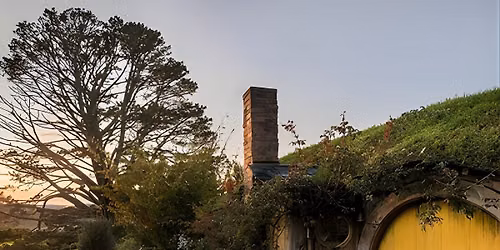Waitomo & Hobbiton Guided Tour departing Auckland (Auckland) Tickets