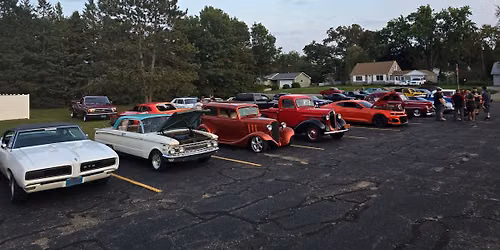 CRUISE IN AT THE LIONS CLUB