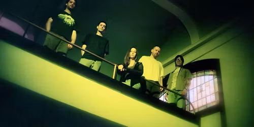 Teethe at Resonant Head