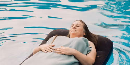 (Indoor) Floating Aqua Sound Bath Experience