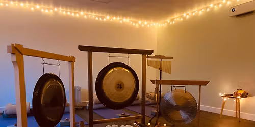 Christmas Sound\/Gong Bath inc. Guided Meditation (Yoga Nidra)