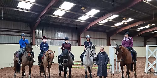 Chipstead RC Showjumping Clinic at Sands Farm