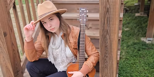 Lauren Ash Live at Delmar Gardens on the Green