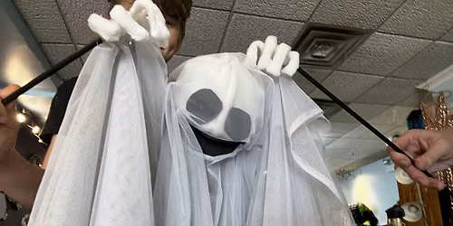 Family Craft Corner: Spooky Decor