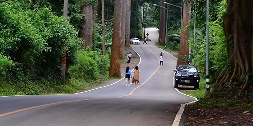 \u0e1e\u0e32\u0e40\u0e1e\u0e37\u0e48\u0e2d\u0e19\u0e40\u0e22\u0e37\u0e2d\u0e19\u0e40\u0e0a\u0e35\u0e22\u0e07\u0e43\u0e2b\u0e21\u0e48\u0e40\u0e08\u0e49\u0e32