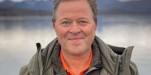 P\u00e5 tur med Arne Hjeltnes \/\/ Lavvoen