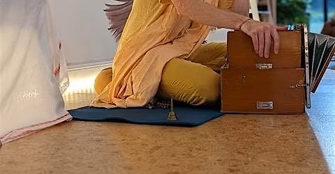 AWAKENING THE CHAKRAS AND REPAIRING THE AURA