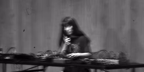 Live @ LOW END | Sarah Lutkenhaus