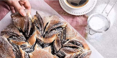 Christmas star baking class