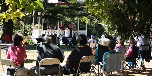 Christmas in the Gardens - Music at the Rotunda