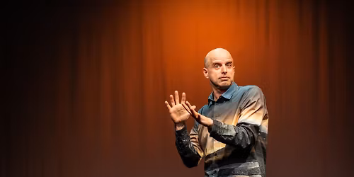 KATONADOLOG - Borgula Andr\u00e1s \u00f6n\u00e1ll\u00f3 estje | G\u00f3lem Sz\u00ednh\u00e1z |