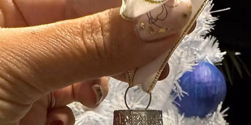 Alcohol Ink Painting and Ornaments Workshop | San Diego