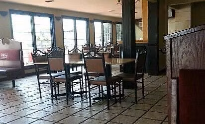 Iggy\u2019s Pub & Grub Lunch