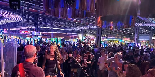 Molten Lounge Wind Creek Casino