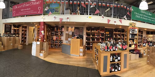 🎄✨Christmas Extravaganza at Laithwaites Hersham ✨🎄 