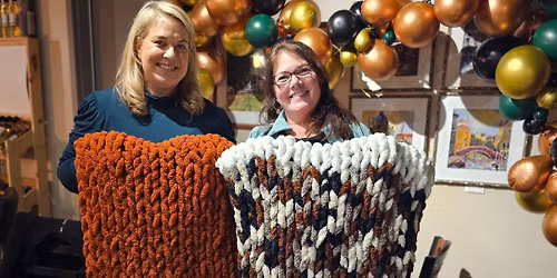 SOLD OUT! Nov 6th - Waterfront Wine Bar Chunky Knit Blanket Workshop 