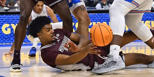 Florida Gators at Mississippi State Bulldogs Womens Basketball