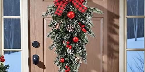 Swag the Halls: A Holiday Workshop