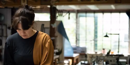 Filmov\u00fd klub \u0161peci\u00e1l: Pr\u00edbehy z Amsterdamu \u2013 premi\u00e9ra dokumentu s Janou Chochol\u00e1\u010dkovou