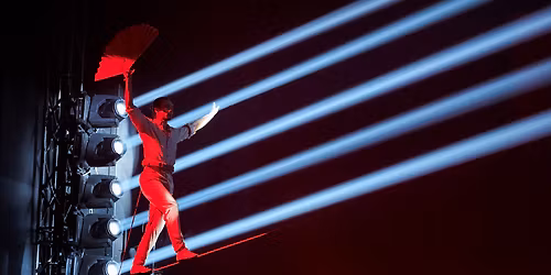 Serge Fiori with Cirque Eloize